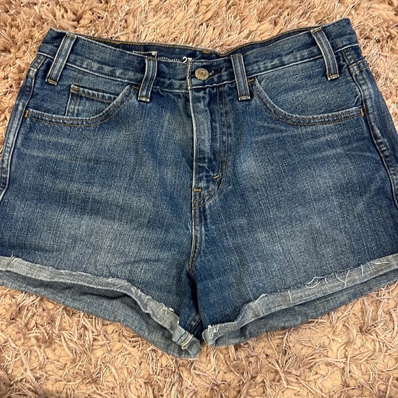 Levi’s 501 Jean shorts - Picture 1 of 3